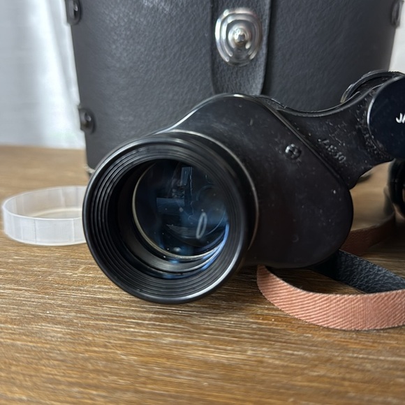 Vintage Embassy 6 x 30 Coated Extra Wide Angle Binoculars Model TM400 with Case - Picture 4 of 12